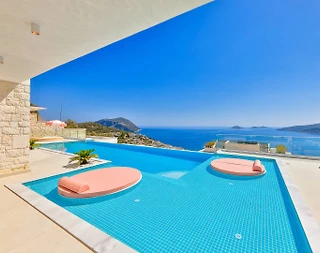 Kalkan Kalamar'da Geniş Ailelere Uygun, Özel Havuzlu, Manzaralı Villa - 2