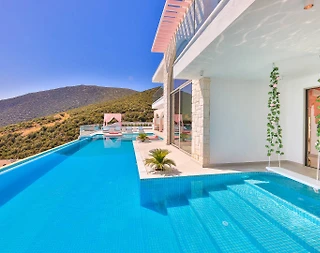 Kalkan Kalamar'da Geniş Ailelere Uygun, Özel Havuzlu, Manzaralı Villa - 4