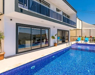 Kaş Bezirgan'da Dağ Manzaralı, Özel Havuzlu, Şık Kiralık Villa  - 1