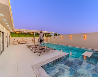 Kalkan Kınık'ta Sakin Konumda, Özel Havuzlu, Kiralık Villa - 3