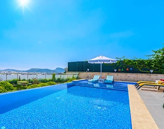 Kalkan Kınık'ta Doğa İçerisinde, Yetişkin ve Çocuk Havuzlu, Kiralık Villa - 3