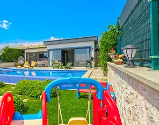 Kalkan Kınık'ta Doğa İçerisinde, Yetişkin ve Çocuk Havuzlu, Kiralık Villa - 4