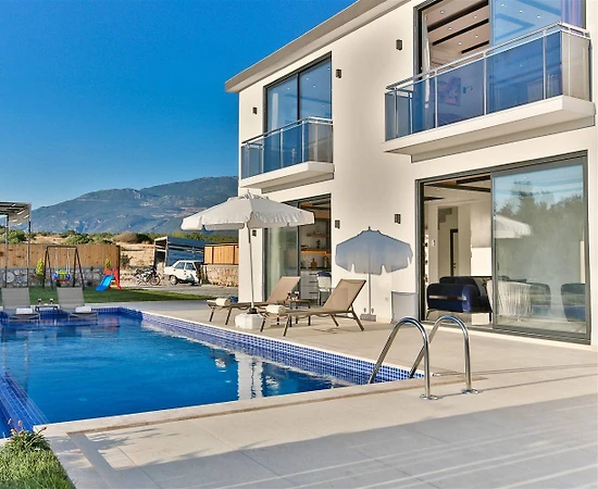 Kalkan Kınık'ta Doğa İçerisinde, Özel Havuzlu, Modern Villa  - 1