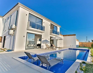 Kalkan Kınık'ta Doğa İçerisinde, Özel Havuzlu, Modern Villa  - 3