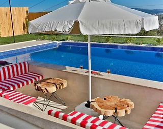 Kalkan Kınık'ta Ferah Bahçeli, Özel Havuzlu, Jakuzili, Kiralık Villa - 3