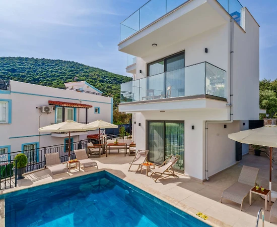 Kalkan Kızıltaş'ta Doğa Manzaralı, Özel Havuzlu, Lüks Villa - 1