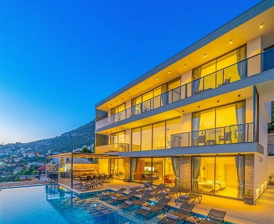 Kaş Kalkan'da Görkemli Deniz Manzaralı, Özel Havuzlu, 6+1 Villa - 1