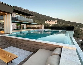 Kaş Bezirgan'da Deniz Manzaralı, Jakuzili, Saunalı, 9 Kişilik Villa - 5