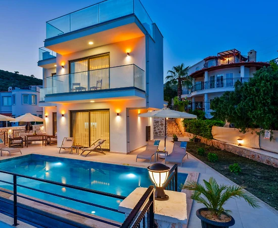 Kalkan Kızıltaş'ta Deniz Manzaralı, Özel Havuzlu, Jakuzili Villa - 1