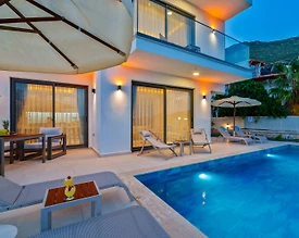 Kalkan Kızıltaş'ta Deniz Manzaralı, Özel Havuzlu, Jakuzili Villa  - 2