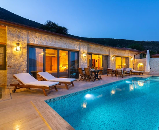 Kaş Kalkan'da Deniz Manzaralı, Özel Havuzlu, Lüks Villa - 1
