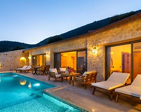 Kaş Kalkan'da Deniz Manzaralı, Özel Havuzlu, Lüks Villa - 2