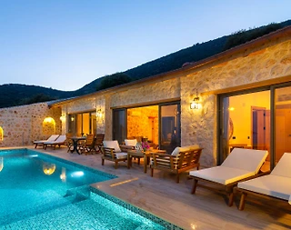 Kaş Kalkan'da Deniz Manzaralı, Özel Havuzlu, Lüks Villa - 2