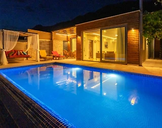 Kaş Bezirgan'da Balayı Çiftlerine Uygun, Özel Havuzlu, Kiralık Villa - 1