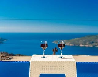 Kaş Kördere'de Enfes Deniz Manzaralı, Özel Havuzlu, Kiralık Villa - 1