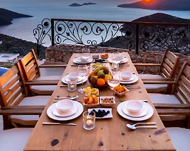 Kaş Bezirgan'da Deniz ve Ada Manzaralı, Özel Havuzlu, Lüks Villa - 2