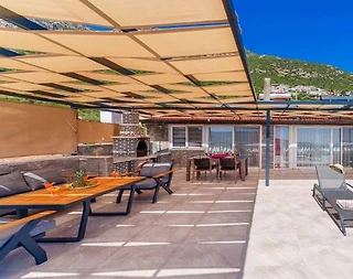 Kaş Bezirgan'da Enfes Deniz Manzaralı, Özel Havuzlu, Ferah Suit - 4