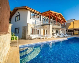 Kaş Bezirgan'da Merkeze Yakın, Özel Havuzlu, Otantik Villa - 2