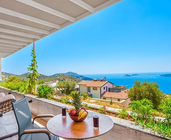 Kaş Kalkan'da Balayı Çiftlerine Uygun, Kapalı Havuzlu, 1+1 Villa - 1