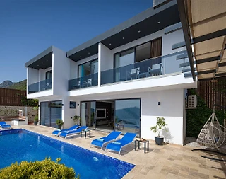 Kaş Bezirgan'da Deniz Manzaralı, Özel Havuzlu, Lüks Villa - 1