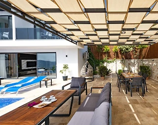 Kaş Bezirgan'da Deniz Manzaralı, Özel Havuzlu, Lüks Villa - 4