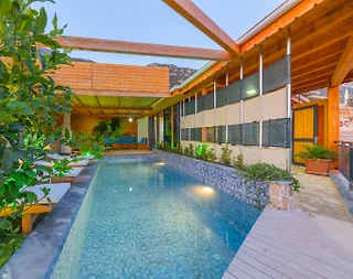 Kaş Bezirgan'da Deniz Manzaralı, Özel Havuzlu, Ahşap Villa - 5