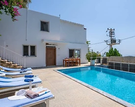 Kaş Bezirgan'da Doğa ve Deniz Manzaralı, Özel Havuzlu, Kiralık Villa - 2