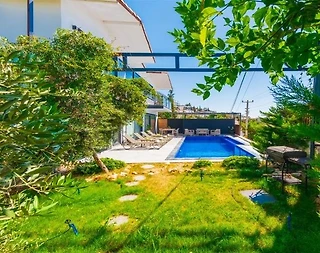 Kalkan Kördere'de Geniş Bahçeli, Açık ve Kapalı Havuzlu, Kiralık Villa - 5