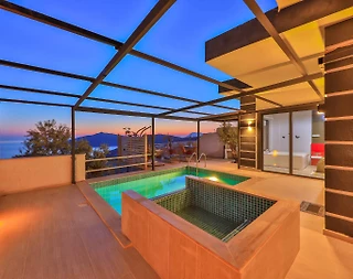Kalkan Kördere'de Modern Tasarımlı, Özel Havuzlu, Jakuzili Villa - 1