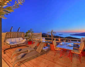Kalkan Kördere'de Modern Tasarımlı, Özel Havuzlu, Jakuzili Villa - 3