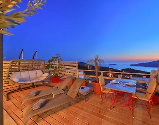 Kalkan Kördere'de Modern Tasarımlı, Özel Havuzlu, Jakuzili Villa - 3