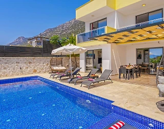 Kaş Bezirgan'da Doğa Manzaralı, Özel Havuzlu, Lüks Villa - 4