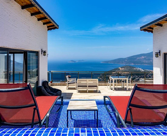 Kaş Bezirgan'da Balayı Çiftlerine Uygun, Özel Havuzlu, Kiralık Villa - 1