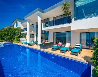 Kaş Bezirgan'da Muhteşem Manzaralı, Sonsuzluk Havuzlu, Saunalı Villa - 4