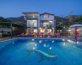 Kalkan Kördere'de Panoramik Deniz Manzaralı, Özel Havuzlu, 7+1 Villa - 2