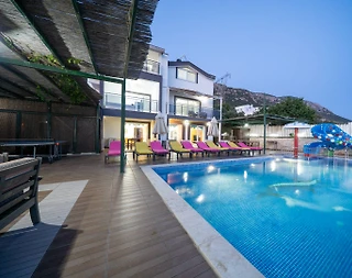 Kalkan Kördere'de Panoramik Deniz Manzaralı, Özel Havuzlu, 7+1 Villa - 3