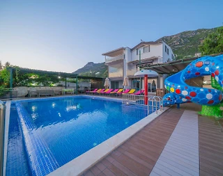 Kalkan Kördere'de Panoramik Deniz Manzaralı, Özel Havuzlu, 7+1 Villa - 1