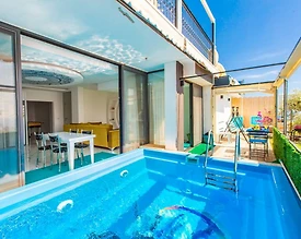 Kaş Bezirgan'da Panoramik Deniz Manzaralı, Özel Havuzlu, Kiralık Villa - 2