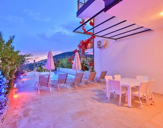 Kaş Kalkan'da Enfes Deniz Manzaralı, Özel Havuzlu, Şık Villa - 4