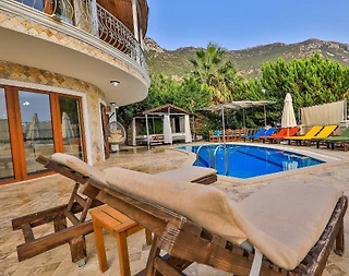 Kaş Kalkan'da Merkezi Konumda, Ortak Havuzlu, Ferah Suit Daire - 3