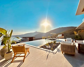 Kaş Kalkan'da Deniz Manzaralı, Özel Havuzlu, Modern Villa - 2
