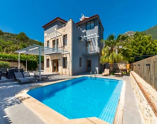 Kalkan Merkez'de Muhteşem Deniz Manzaralı, Özel Havuzlu, Kiralık Villa - 1