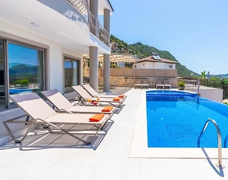 Kaş Kalkan'da Merkezi Konumda, Özel Havuzlu, Deniz Manzaralı Villa - 5