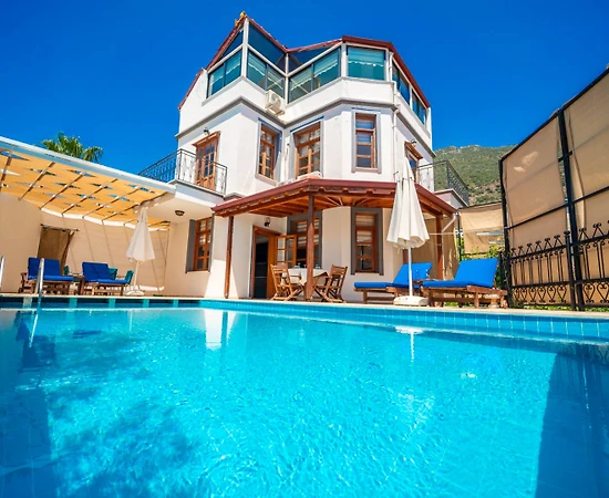 Kaş Kalkan'da Doğayla Baş Başa, Özel Havuzlu, Modern Villa - 1