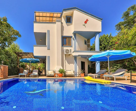 Kaş Kalkan'da Yeşillikler İçerisinde, Özel Havuzlu, Bahçeli, 4+1 Villa - 1