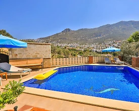 Kaş Kalkan'da Yeşillikler İçerisinde, Özel Havuzlu, Bahçeli, 4+1 Villa - 2