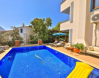 Kaş Kalkan'da Yeşillikler İçerisinde, Özel Havuzlu, Bahçeli, 4+1 Villa - 3