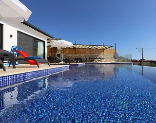 Kalkan Bezirgan'da Deniz Manzaralı, Özel Havuzlu, Balayı Villası - 1