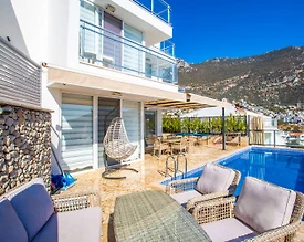 Kaş Kalkan'da Benzersiz Manzaralı, Özel Havuzlu, 6 Kişilik Villa - 2