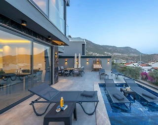 Kaş Kalkan'da Kalabalık Ailelere Uygun, Özel Havuzlu, Kiralık Villa - 3